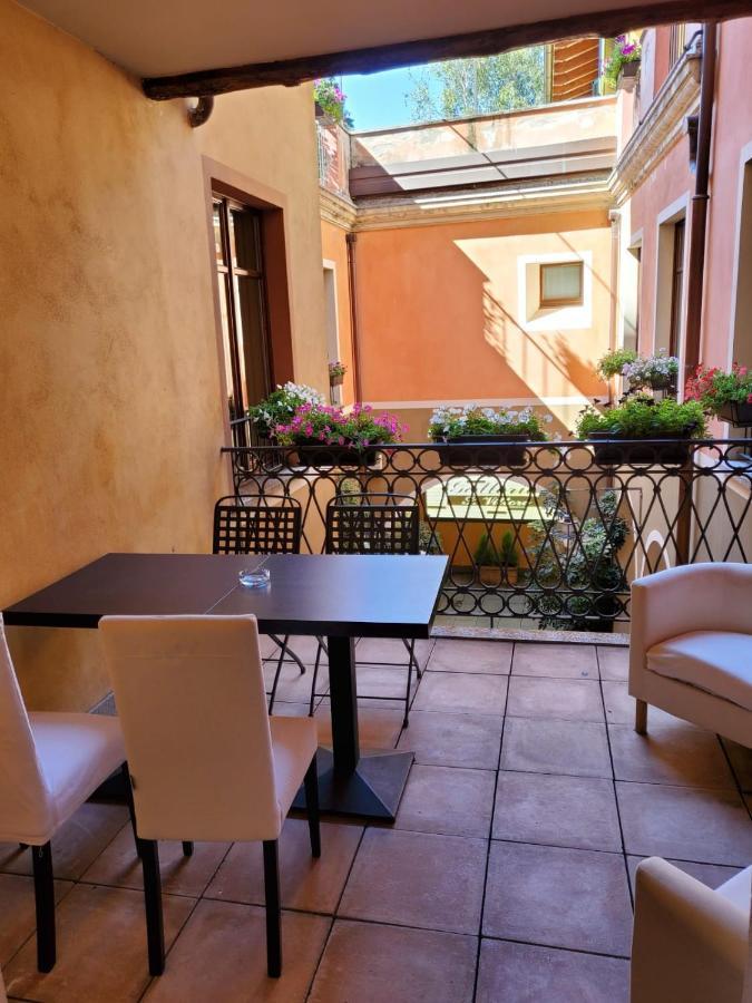 Hotel La Contrada Вербания Екстериор снимка