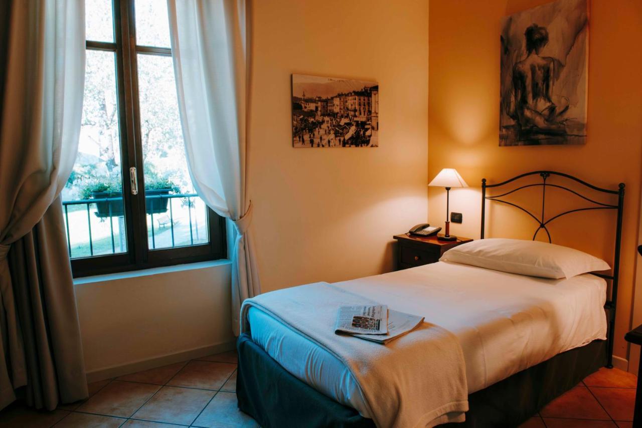 Hotel La Contrada Вербания Екстериор снимка