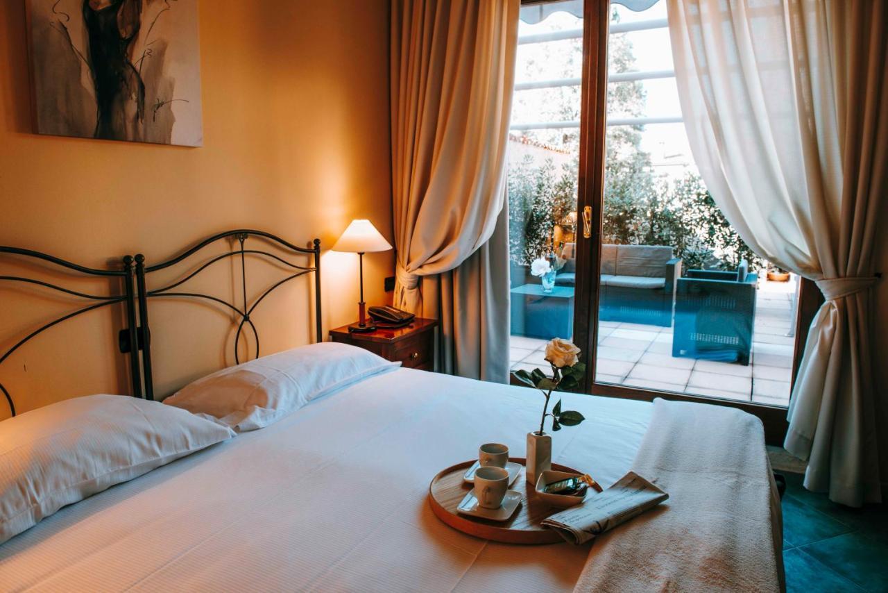 Hotel La Contrada Вербания Екстериор снимка