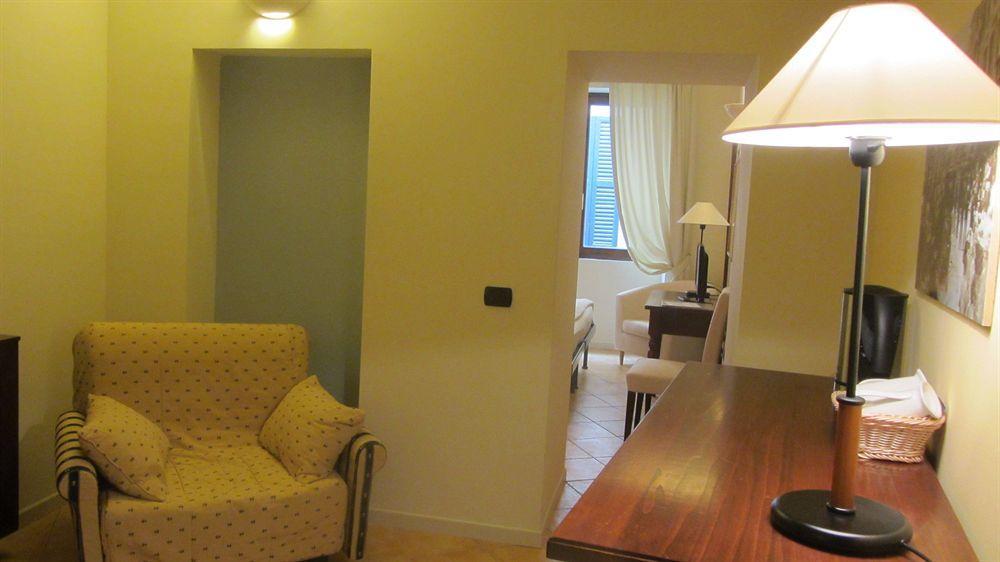 Hotel La Contrada Вербания Екстериор снимка