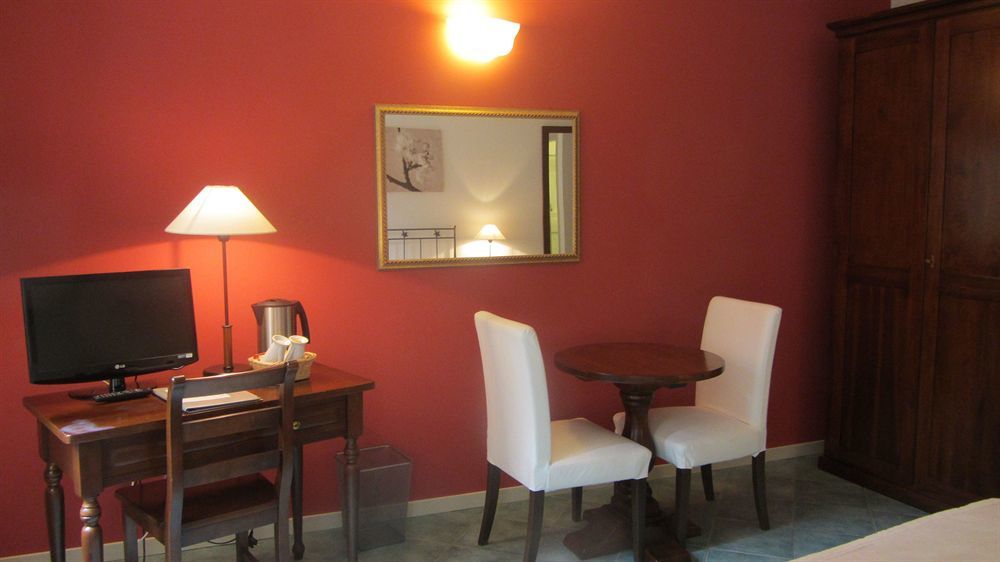 Hotel La Contrada Вербания Екстериор снимка